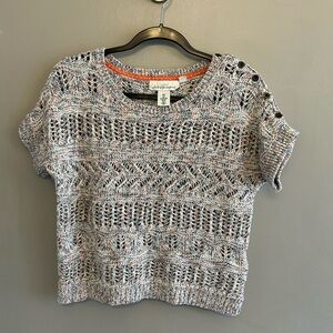 L.O.G.G. Label of Graded Goods short sleeved sweater size S shoulder buttons